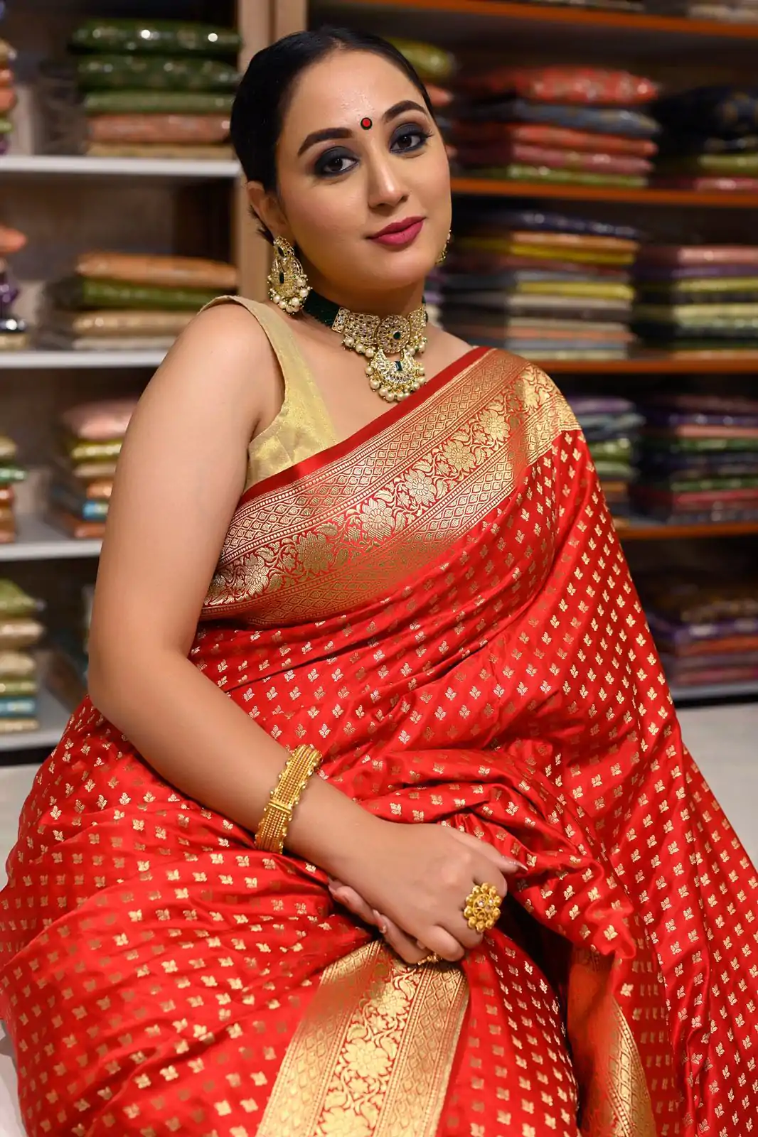 MB™️3268 Red Color Soft Kanjivaram Pattu Jacquard Silk Work Saree Casual, Wedding, Party, Festival, Events, Etc. Expected Delivery 4-6 Working Days @1349/- | Sarees, Bollywood Sarees, Creative Sarees, Designer Sarees, Embroidered Sarees, Ethnic Saree, Modern Digital sarees, Party Wear Sarees