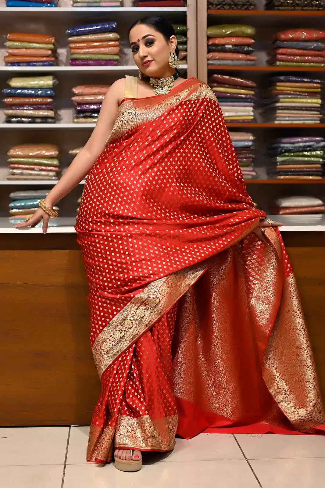 MB™️3268 Red Color Soft Kanjivaram Pattu Jacquard Silk Work Saree Casual, Wedding, Party, Festival, Events, Etc. Expected Delivery 4-6 Working Days @1349/- | Sarees, Bollywood Sarees, Creative Sarees, Designer Sarees, Embroidered Sarees, Ethnic Saree, Modern Digital sarees, Party Wear Sarees