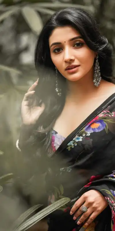 BT 393 Black Color Soft Georgette Fancy Digital Printed Saree Casual, Party Wear, Traditional Wear, Wedding Wear, Events Etc.@1529/- | Sarees, Bollywood Sarees, Creative Sarees, Designer Sarees, Ethnic Saree, Modern Digital sarees, Party Wear Sarees