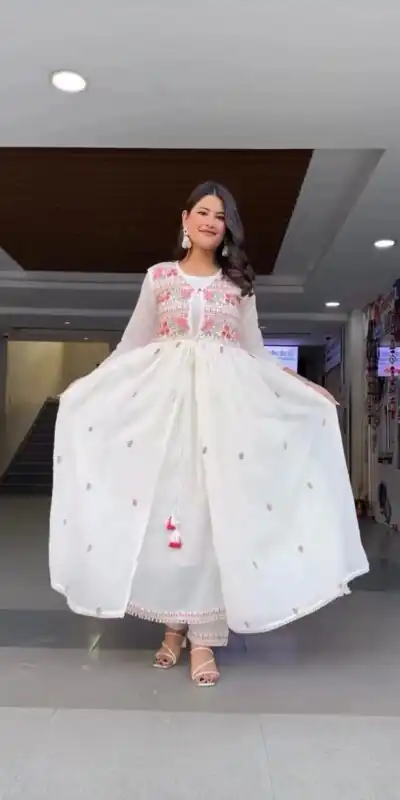 RTC 5714 Black Color Foix Georgette Thread Sequence Salwar Suit Wedding, Party, Festive, Events Etc. Expected Delivery 4-6 Working Days @2199/- | Salwar suit, Designer Suits, Casual Suits, Creative suits, Palazzo Suits, Party Wear Suits, Patiala Suits, Straight Suits