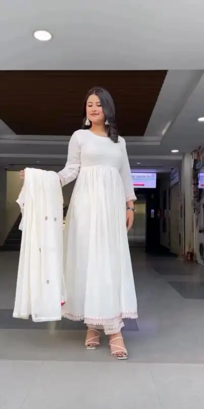 RTC 5714 Black Color Foix Georgette Thread Sequence Salwar Suit Wedding, Party, Festive, Events Etc. Expected Delivery 4-6 Working Days @2199/- | Salwar suit, Designer Suits, Casual Suits, Creative suits, Palazzo Suits, Party Wear Suits, Patiala Suits, Straight Suits