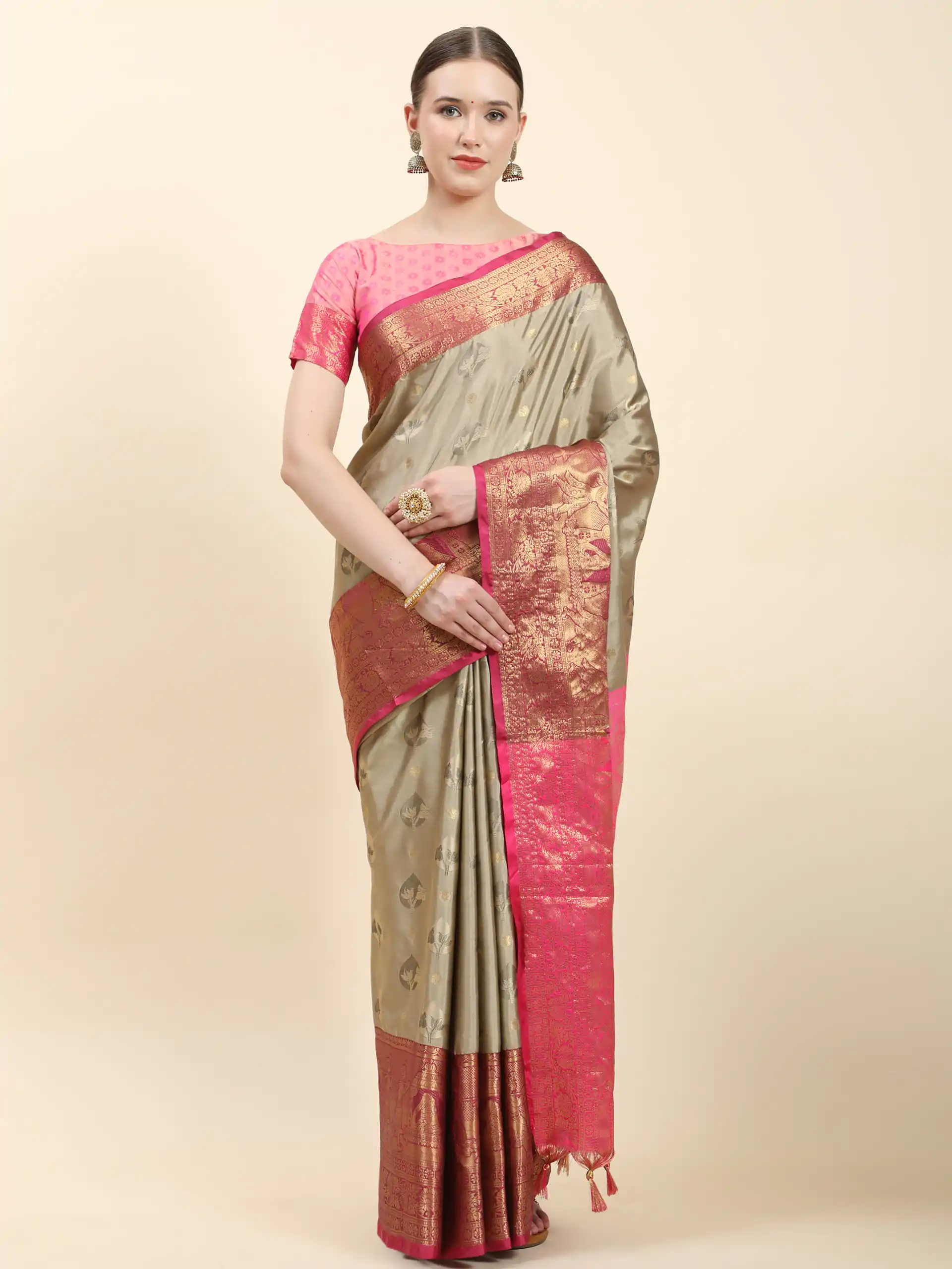 MB™️3251 Golden Color Soft Kanjivaram Pattu Self Jacquard Saree Casual, Wedding, Party, Festival, Events, Expected Delivery 4-6 Working Days @1699/- | Sarees, Bollywood Sarees, Creative Sarees, Designer Sarees, Embroidered Sarees, Ethnic Saree, Modern Digital sarees, Party Wear Sarees