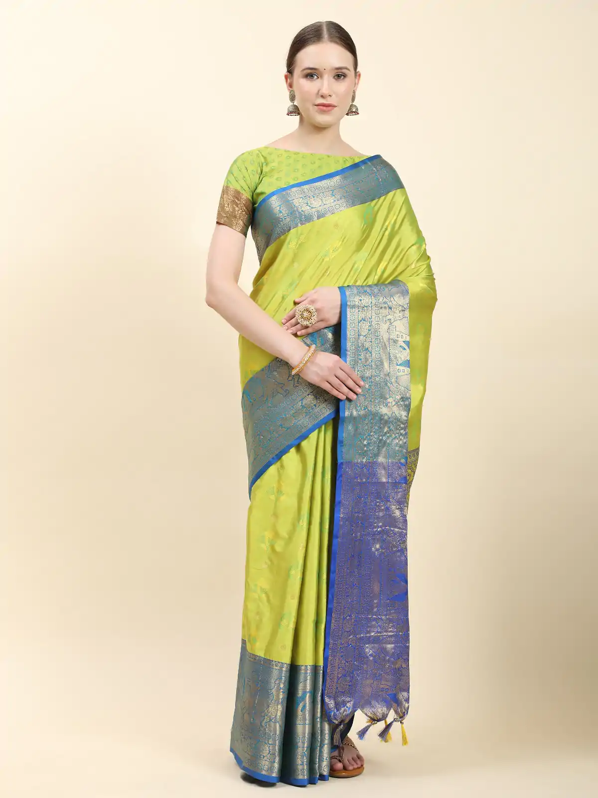 MB™️3251 Green Color Soft Kanjivaram Pattu Self Jacquard Saree Casual, Wedding, Party, Festival, Events, Expected Delivery 4-6 Working Days @1699/- | Sarees, Bollywood Sarees, Creative Sarees, Designer Sarees, Embroidered Sarees, Ethnic Saree, Modern Digital sarees, Party Wear Sarees