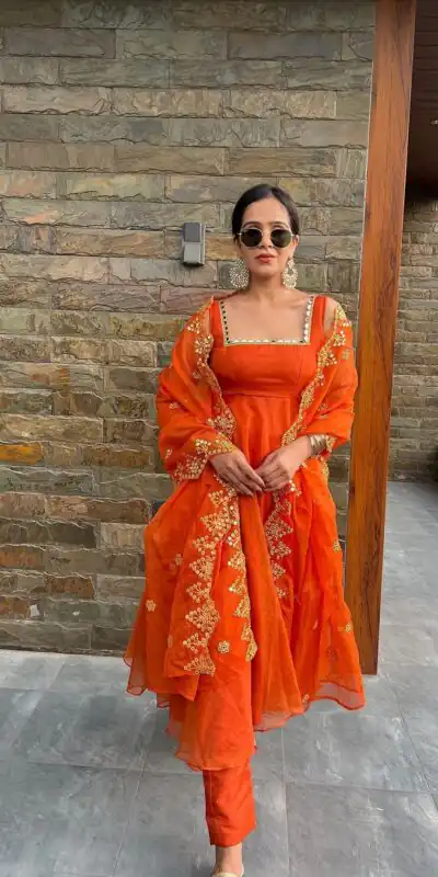 RTC 5625(A) Orange Color Georgette Coin Lace Border Salwar Suit Wedding, Party, Festive, Events Etc. Expected Delivery 4-6 Working Days @1899/- | Jump Suits, Salwar suit, Designer Suits, Casual Suits, Creative suits, Palazzo Suits, Party Wear Suits, Patiala Suits, Straight Suits
