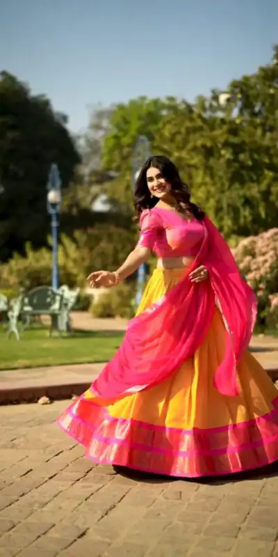 LNB 2001 Yellow Color Peaceful Kanchipuram Zari Weaving Lehenga Choli Wedding, Festive, Events Expected Delivery 4-6 Working Days@2199/- Only | Lehenga, Bollywood Lehenga, Creative Lehenga, Designer Lehenga, Embroidered Lehenga, Party Wear Lehenga