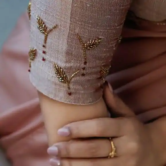 AC Lady Pink Color Rangoli Silk Handwork And Cutwork With Pearl Saree Casual, Wedding, Festive, Events . Expected Delivery  4-6 Working Days @1899/- only                                                                                                                                             | Sarees, Bollywood Sarees, Creative Sarees, Designer Sarees, Embroidered Sarees, Ethnic Saree, Modern Digital sarees, Party Wear Sarees