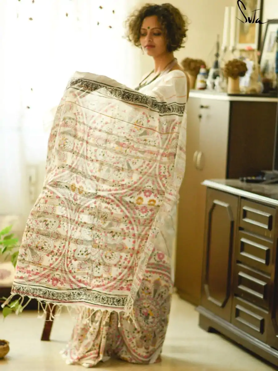 KT 197 White Color S Heavy Dola Silk Digital Print Saree Casual, Wedding, Festive, Events . Expected Delivery  4-6 Working Days @1449/- only                                                                                                                                             | Sarees, Bollywood Sarees, Creative Sarees, Designer Sarees, Embroidered Sarees, Ethnic Saree, Modern Digital sarees, Party Wear Sarees