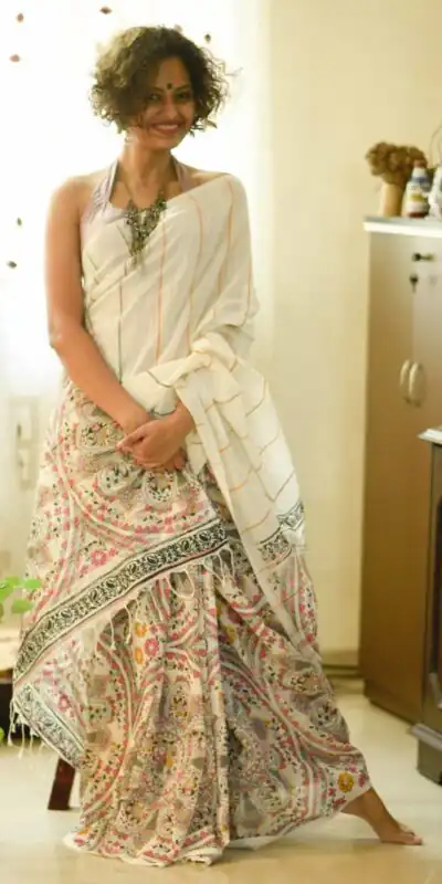 KT 197 White Color S Heavy Dola Silk Digital Print Saree Casual, Wedding, Festive, Events . Expected Delivery  4-6 Working Days @1449/- only                                                                                                                                             | Sarees, Bollywood Sarees, Creative Sarees, Designer Sarees, Embroidered Sarees, Ethnic Saree, Modern Digital sarees, Party Wear Sarees