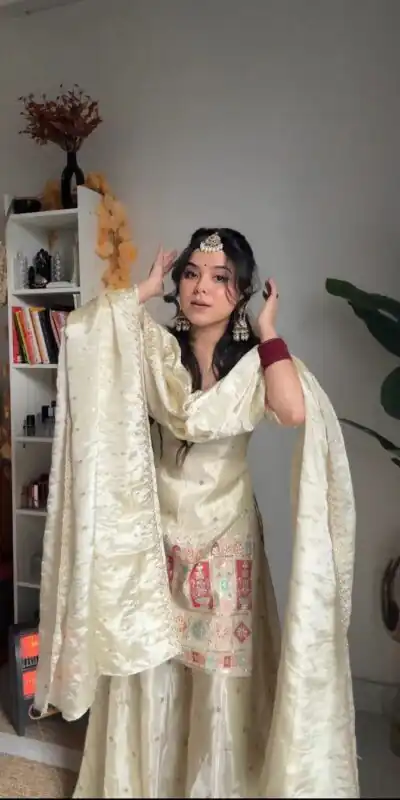 VLM 242 White Chinnon Silk Embroidery Work Salwar Suit Casual, Wedding, Party, Festive, Events Etc.4-6 Working Days@ 2099/-only | Jump Suits, Salwar suit, Designer Suits, Casual Suits, Creative suits, Palazzo Suits, Party Wear Suits, Patiala Suits, Straight Suits