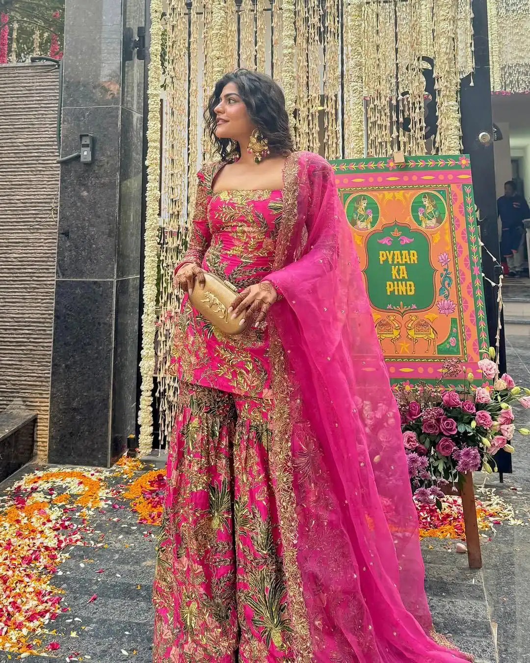BD 1731 Pink Silk- Faux Georgette Digital Print Salwar Suit Casual, Wedding, Party, Festive, Events Etc.4-6 Working Days@ 1999/-only | Jump Suits, Salwar suit, Designer Suits, Casual Suits, Creative suits, Palazzo Suits, Party Wear Suits, Patiala Suits, Straight Suits