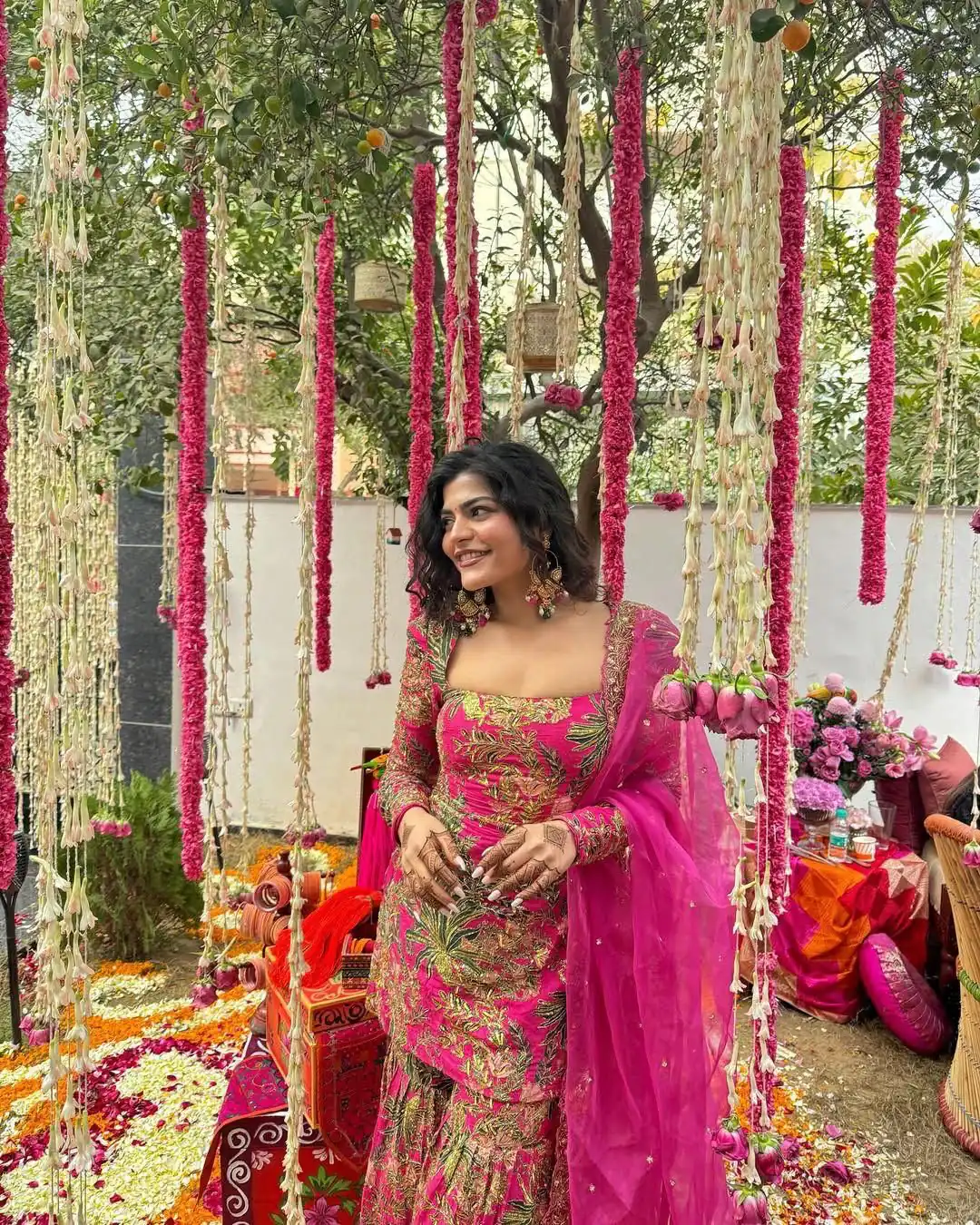 BD 1731 Pink Silk- Faux Georgette Digital Print Salwar Suit Casual, Wedding, Party, Festive, Events Etc.4-6 Working Days@ 1999/-only | Jump Suits, Salwar suit, Designer Suits, Casual Suits, Creative suits, Palazzo Suits, Party Wear Suits, Patiala Suits, Straight Suits