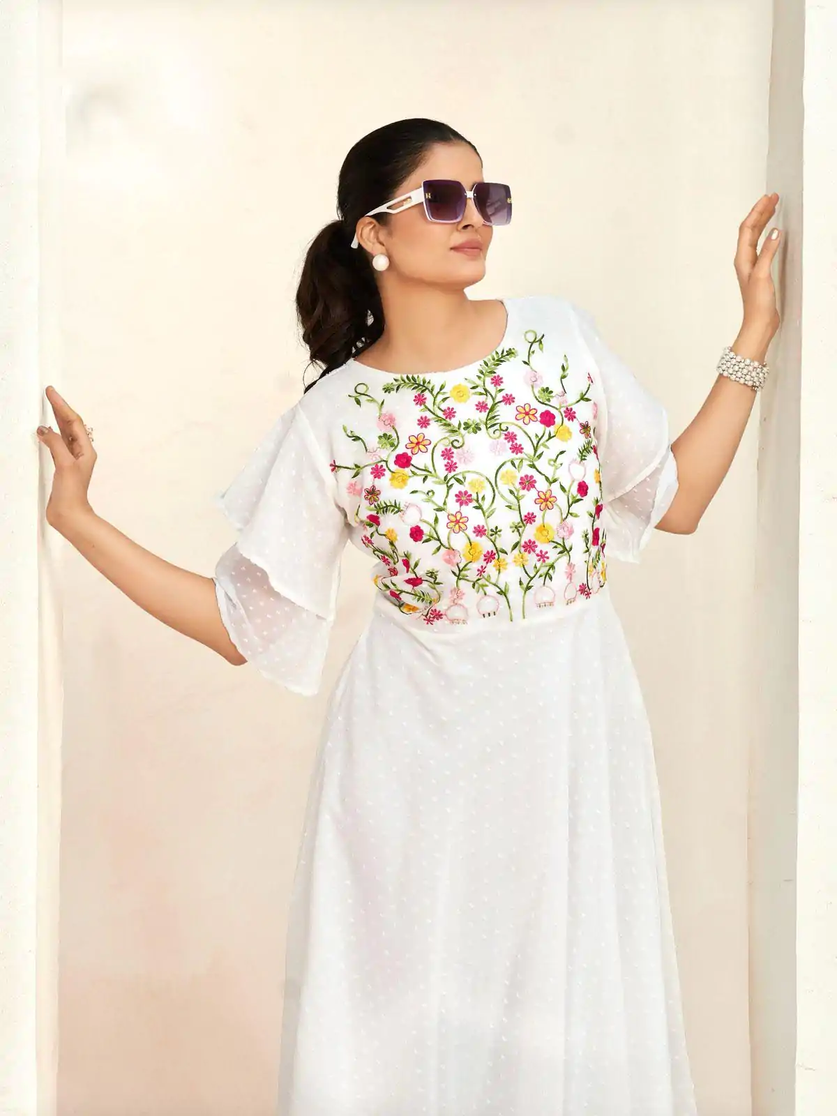 INLI Sensations White Color Georgette Butti Embroidery Thread Work Gown , Wedding, Party, Festive, Events Etc. Expected Delivery 4-6 Working Days @1549/ | Gowns, Bollywood Gowns, Creative Gowns, Designer Gowns, Embroidered Gowns, Party Wear Gowns