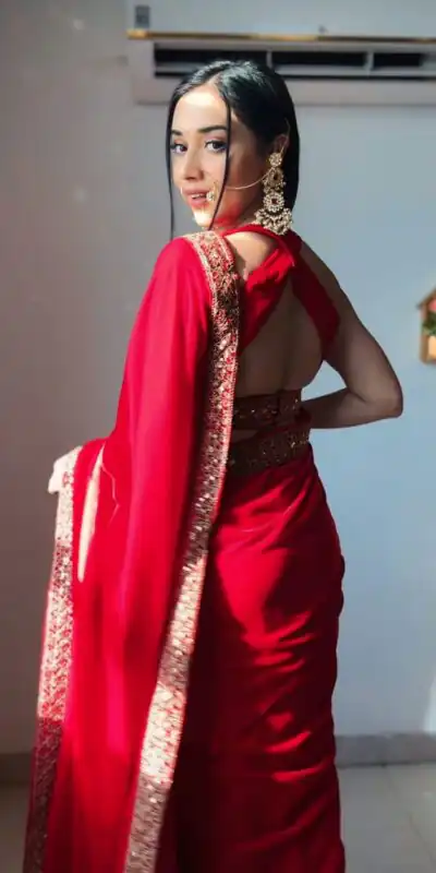 SC 233 Red Velvet Color Pure 9000 Velvet With Embroidery Lace Border Saree Casual, Wedding, Festive, Events . Expected Delivery  4-6 Working Days @1999/- | Sarees, Bollywood Sarees, Creative Sarees, Designer Sarees, Embroidered Sarees, Ethnic Saree, Modern Digital sarees, Party Wear Sarees