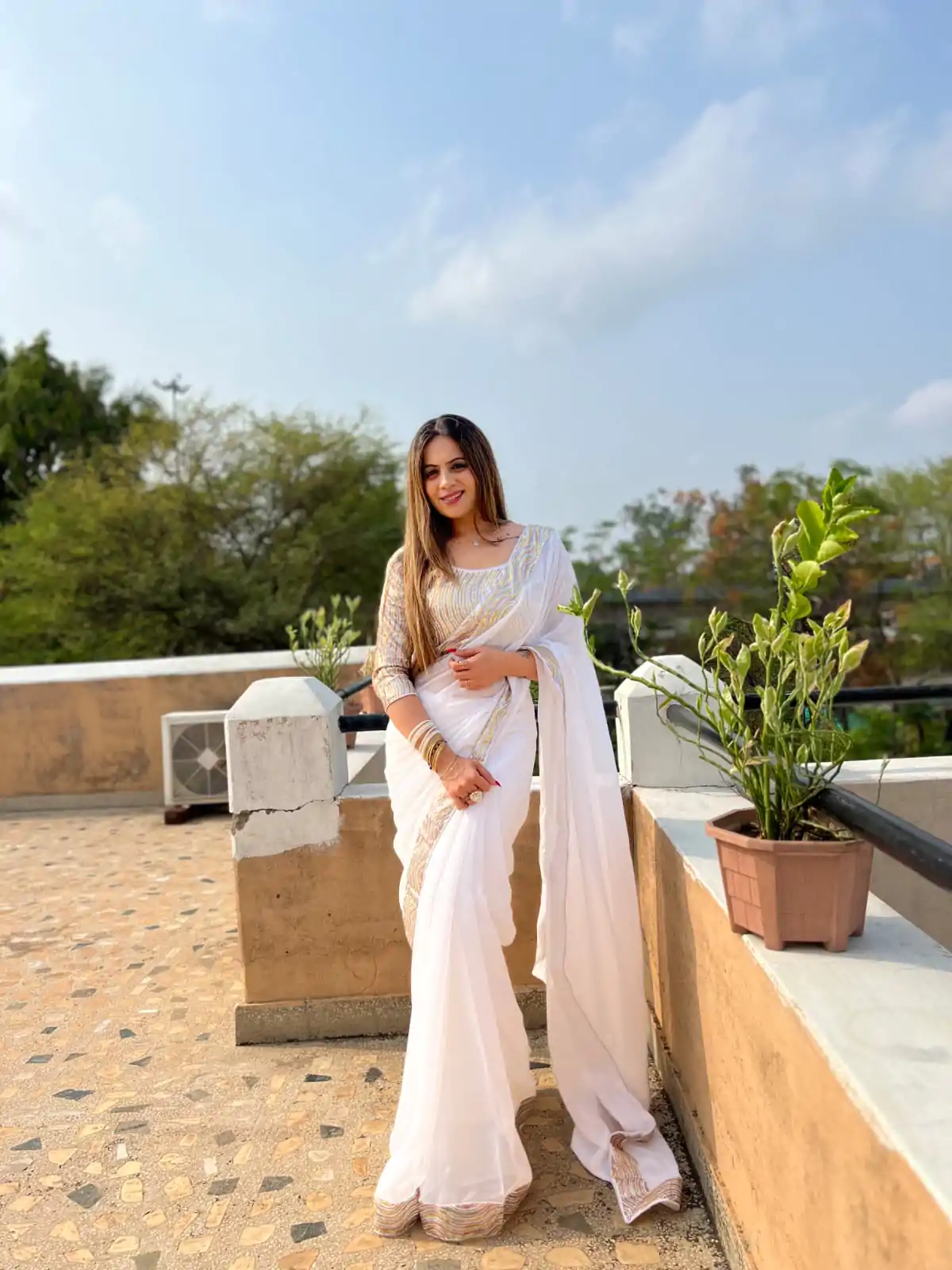 JR 579 White Color Georgette Sequence Work Lace Saree Casual, Wedding, Festive, Events . Expected Delivery  4-6 Working Days @1599/- only                                                                                                                                             | Sarees, Bollywood Sarees, Creative Sarees, Designer Sarees, Embroidered Sarees, Ethnic Saree, Modern Digital sarees, Party Wear Sarees