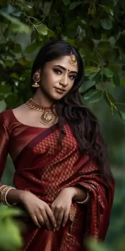KP 5016 Maroon Color Soft Litchi Silk jacquard Work On All Over Saree Casual, Wedding, Festive, Events . Expected Delivery  4-6 Working Days @1399/- only                                                                                                                                             | Sarees, Bollywood Sarees, Creative Sarees, Designer Sarees, Embroidered Sarees, Ethnic Saree, Modern Digital sarees, Party Wear Sarees