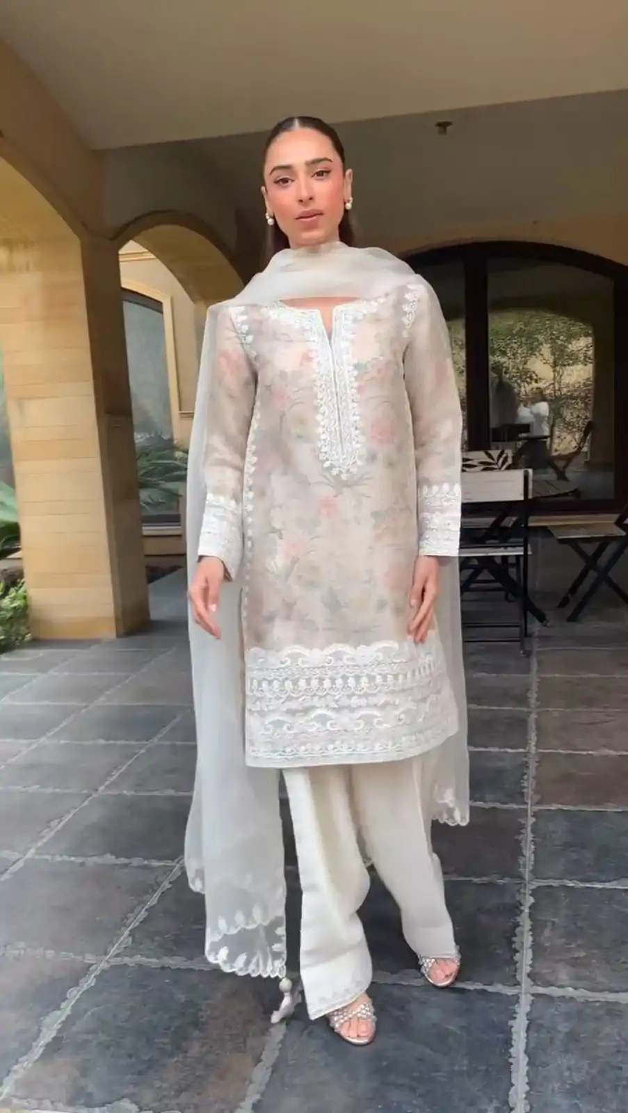 LG 1932 White Color Tobi Organza Printed With Embroidery Salwar Suit Casual, Wedding, Festive, Events . Expected Delivery  4-6 Working Days @2049/- only      | Jump Suits, Salwar suit, Designer Suits, Casual Suits, Creative suits, Palazzo Suits, Party Wear Suits, Patiala Suits, Straight Suits