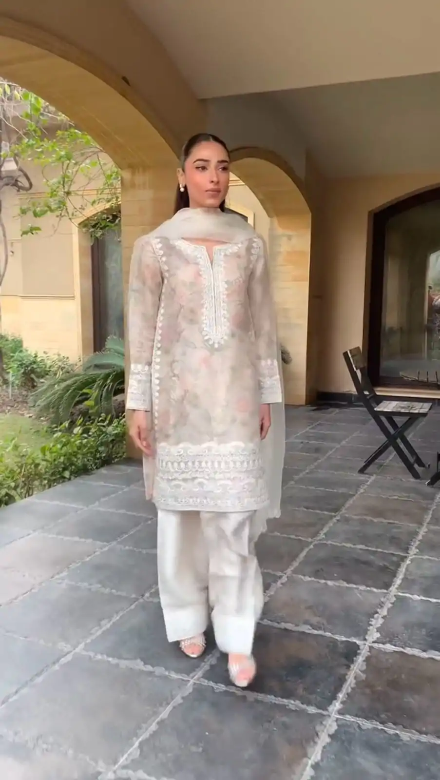 LG 1932 White Color Tobi Organza Printed With Embroidery Salwar Suit Casual, Wedding, Festive, Events . Expected Delivery  4-6 Working Days @2049/- only      | Jump Suits, Salwar suit, Designer Suits, Casual Suits, Creative suits, Palazzo Suits, Party Wear Suits, Patiala Suits, Straight Suits