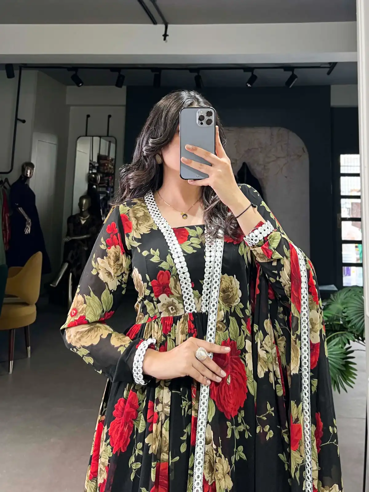 YNF 5040 Red Color Georgette Floral Printed Paper Mirror Lace Gown Casual, Wedding, Party, Festive, Events Etc. Expected Delivery 4-6 Working Days @1899/- | Gowns, Bollywood Gowns, Creative Gowns, Designer Gowns, Embroidered Gowns, Party Wear Gowns