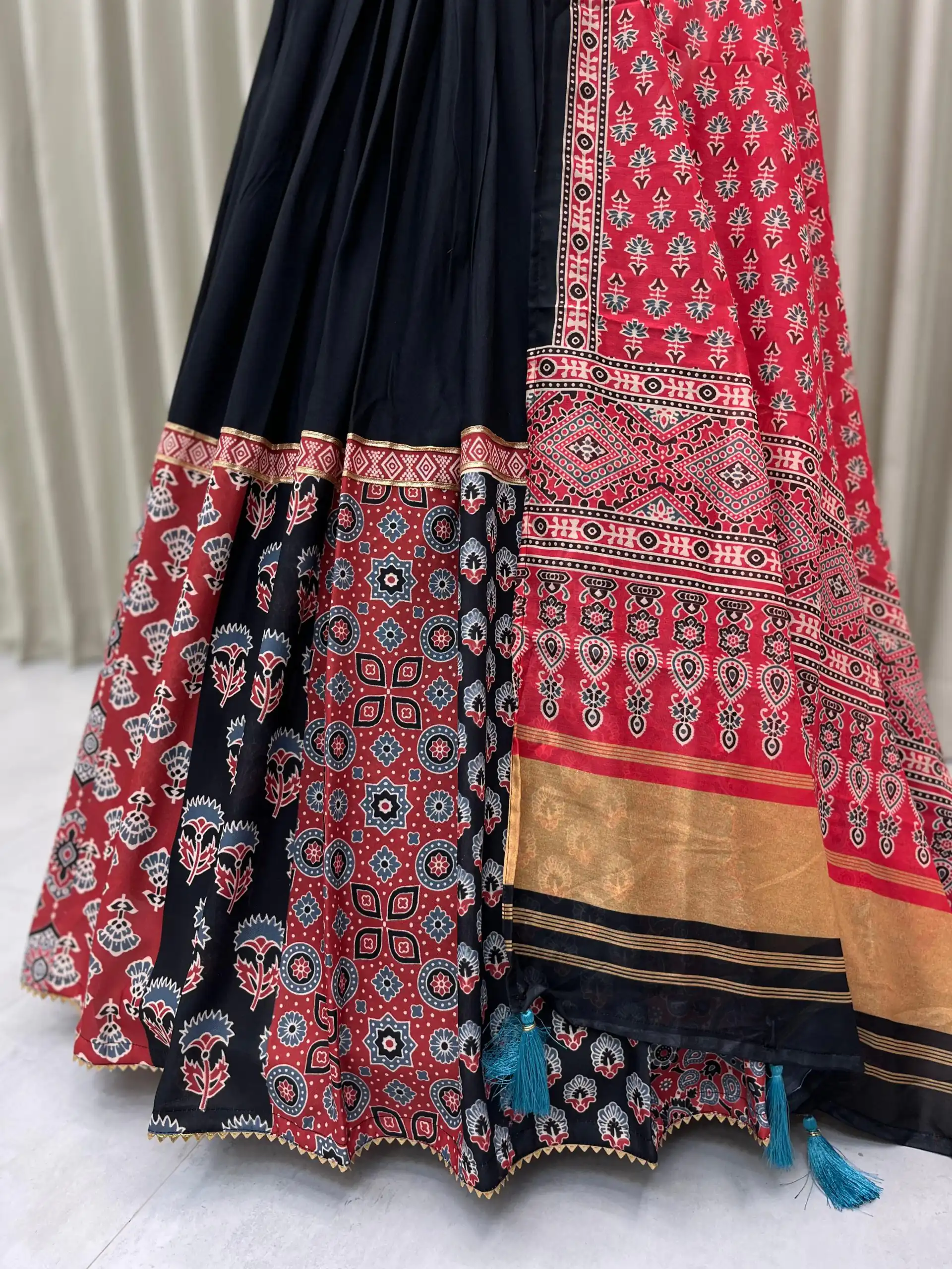 BE 389 Black Color Polyester Rayon With Print Lehenga Choli Wedding, Party, Festive, Events Etc. Delivery 4-6 Working Days Rs 1999 | Lehenga, Bollywood Lehenga, Creative Lehenga, Designer Lehenga, Embroidered Lehenga, Party Wear Lehenga