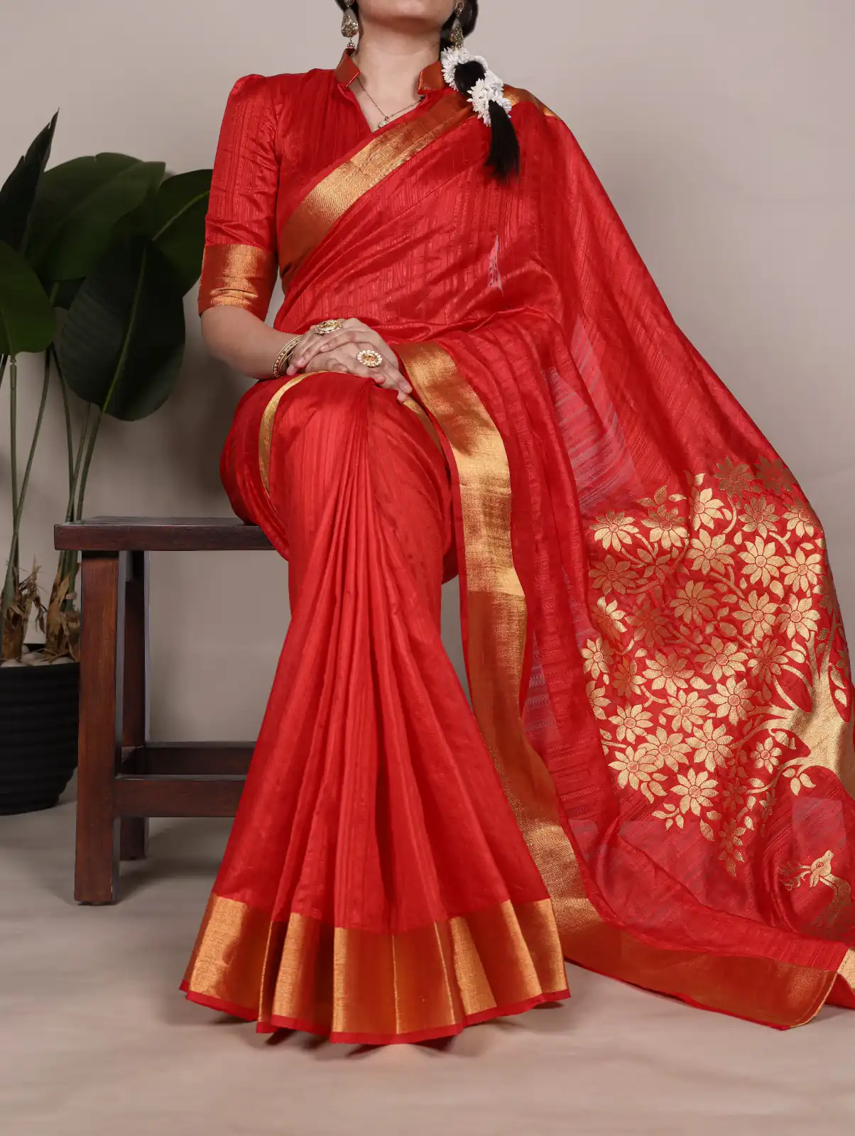 YNF 7903 Red Color Raw Silk Zari Weaving Work Saree Casual, Wedding, Festive, Events . Expected Delivery  4-6 Working Days @1699/- only                                                                                | Sarees, Bollywood Sarees, Creative Sarees, Designer Sarees, Embroidered Sarees, Ethnic Saree, Modern Digital sarees, Party Wear Sarees