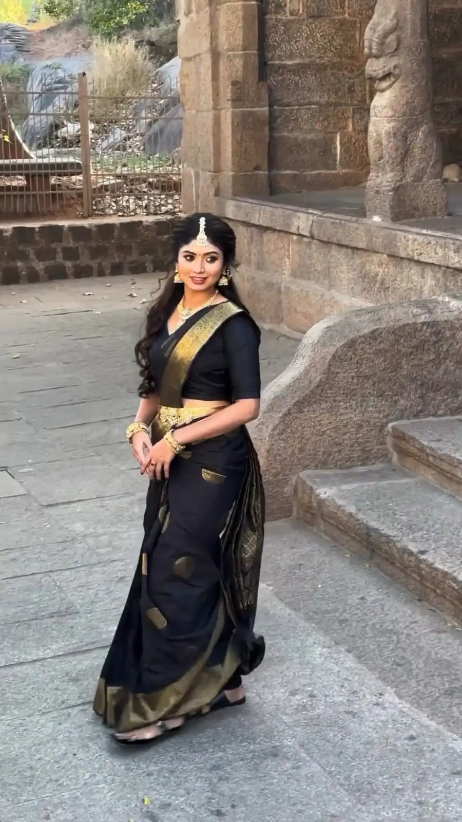 KP 5095 Butti Black Color Jacquard With Designer Work All Over Saree . Exclusive Offer ₹1344. Delivery 4-6 Working Days. Shop now. | Sarees, Bollywood Sarees, Creative Sarees, Designer Sarees, Embroidered Sarees, Ethnic Saree, Modern Digital sarees, Party Wear Sarees