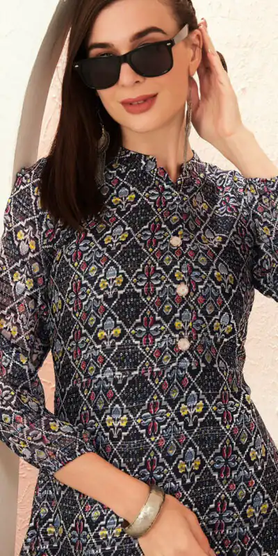 INLI BLOSSOM 2.0 Black Georgette print Gown Perfect for Wedding, Party, Ganesh Chaturthi, Bridal Wear, Durga Puja – . Get it for ₹1499. Delivery 4-6 Days | Gowns, Bollywood Gowns, Creative Gowns, Designer Gowns, Embroidered Gowns, Party Wear Gowns