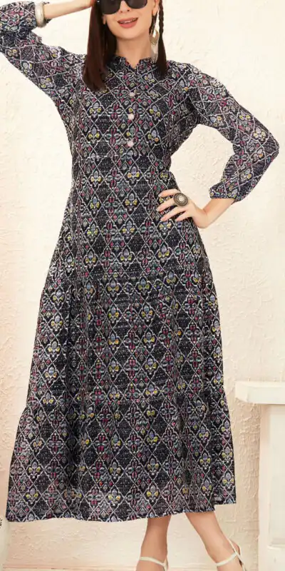 INLI BLOSSOM 2.0 Black Georgette print Gown Perfect for Wedding, Party, Ganesh Chaturthi, Bridal Wear, Durga Puja – . Get it for ₹1499. Delivery 4-6 Days | Gowns, Bollywood Gowns, Creative Gowns, Designer Gowns, Embroidered Gowns, Party Wear Gowns