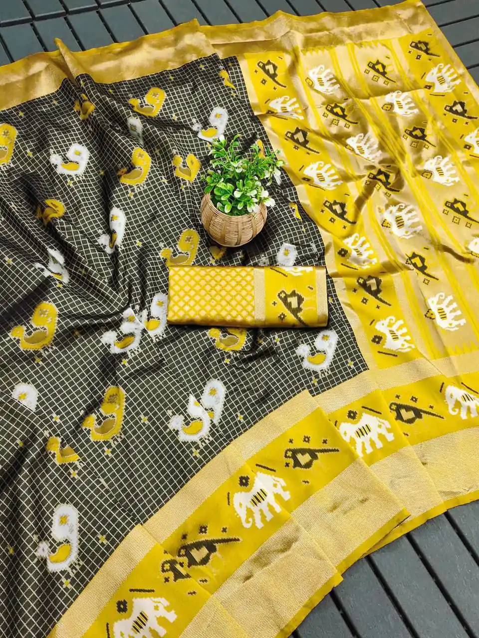 KP 6005 Green Soft Lichi Silk With Lace Work & Lace Border Saree. Introductory Price ₹1399. Delivery 4-6 Working Days. Shop now. | Sarees, Bollywood Sarees, Creative Sarees, Designer Sarees, Embroidered Sarees, Ethnic Saree, Modern Digital sarees, Party Wear Sarees