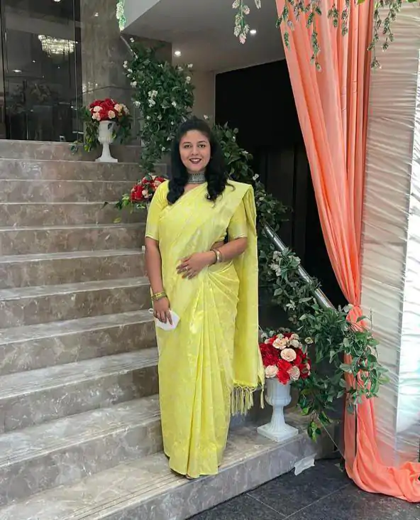 KP 1073 Light Yellow Soft Lichi Silk Saree Perfect for Wedding, Party, Sangeet, Ethnic Day, Festival Celebrations Get it for ₹1399. Delivery 4-6 Working Da | Sarees, Bollywood Sarees, Creative Sarees, Designer Sarees, Embroidered Sarees, Ethnic Saree, Modern Digital sarees, Party Wear Sarees