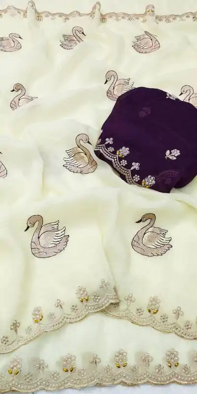 BT 1284 Off White Crunchy Chiffon Saree Perfect for Wedding, Party, Ethnic Day, Ganesh Chaturthi, Sangeet . Best Price ₹1799. Delivery 4-6 Working Days | Sarees, Bollywood Sarees, Creative Sarees, Designer Sarees, Embroidered Sarees, Ethnic Saree, Modern Digital sarees, Party Wear Sarees