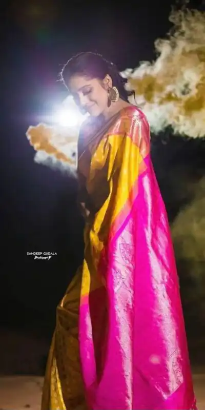 KP 2091 Pink Color Soft Lichi Silk Cloth With Saree Designer Work. Affordable Price ₹499. Delivery 4-6 Working Days. Shop now. | Sarees, Bollywood Sarees, Creative Sarees, Designer Sarees, Embroidered Sarees, Ethnic Saree, Modern Digital sarees, Party Wear Sarees