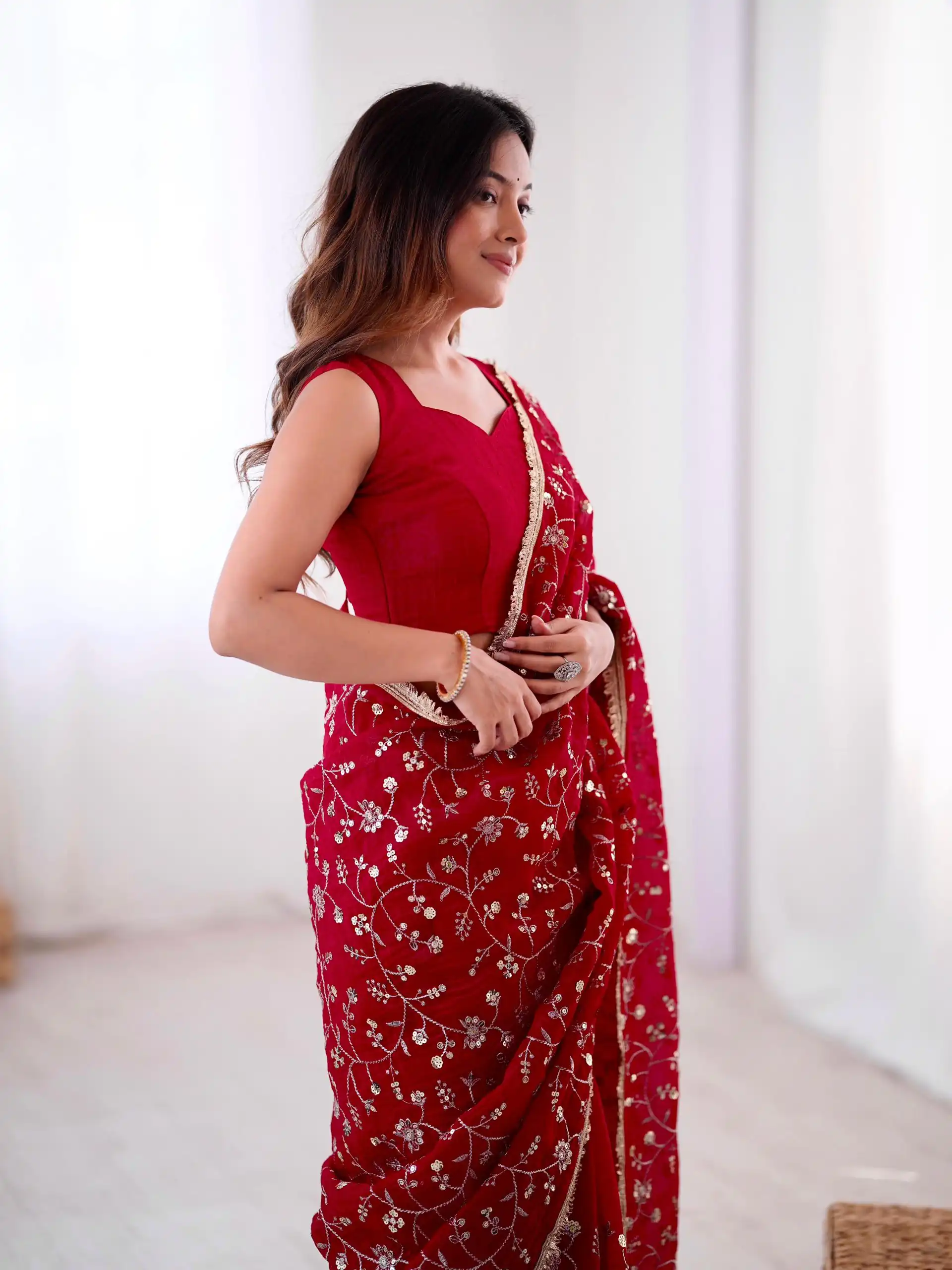 SRK 5296 Red Crunchy Silk Lace Work & Embroidery Work Saree in . Special Price ₹1799. Delivery 4-6 Working Days. Shop now. | Sarees, Bollywood Sarees, Creative Sarees, Designer Sarees, Embroidered Sarees, Ethnic Saree, Modern Digital sarees, Party Wear Sarees