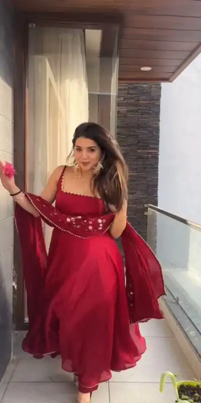 SRK 5128 Red | Red Heavy Faux Georgette With Embroidery Sequence Work With Attached Cups With Fully Flair Salwar Suit with Lace Work & Embroidery Work. Gra | Salwar suit, Designer Suits, Casual Suits, Creative suits, Palazzo Suits, Party Wear Suits, Patiala Suits, Straight Suits