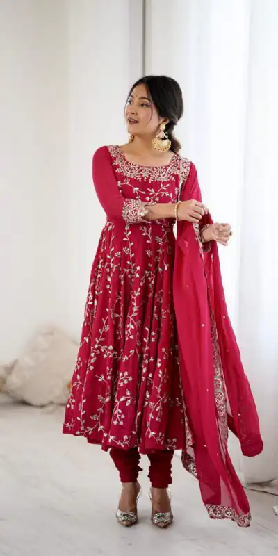 SRK 5299 Red Faux Georgette With Sequence Work Perfect for Wedding, Party, Lohri, Temple Visit, Ganesh Chaturthi Festive, Events, 4-6 Working Days At 2149 | Gowns, Bollywood Gowns, Creative Gowns, Designer Gowns, Embroidered Gowns, Party Wear Gowns
