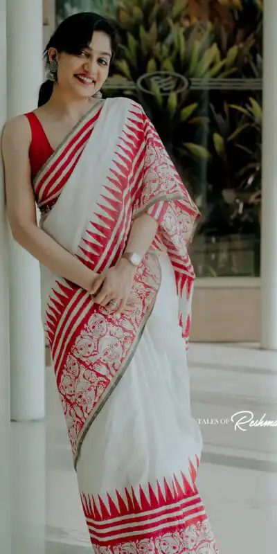 BT 433 Red Soft Cotton with Lace Work & Digital Print Saree . Exclusive Offer ₹1449. Delivery 4-6 Working Days. Shop now. | Sarees, Bollywood Sarees, Creative Sarees, Designer Sarees, Embroidered Sarees, Ethnic Saree, Modern Digital sarees, Party Wear Sarees