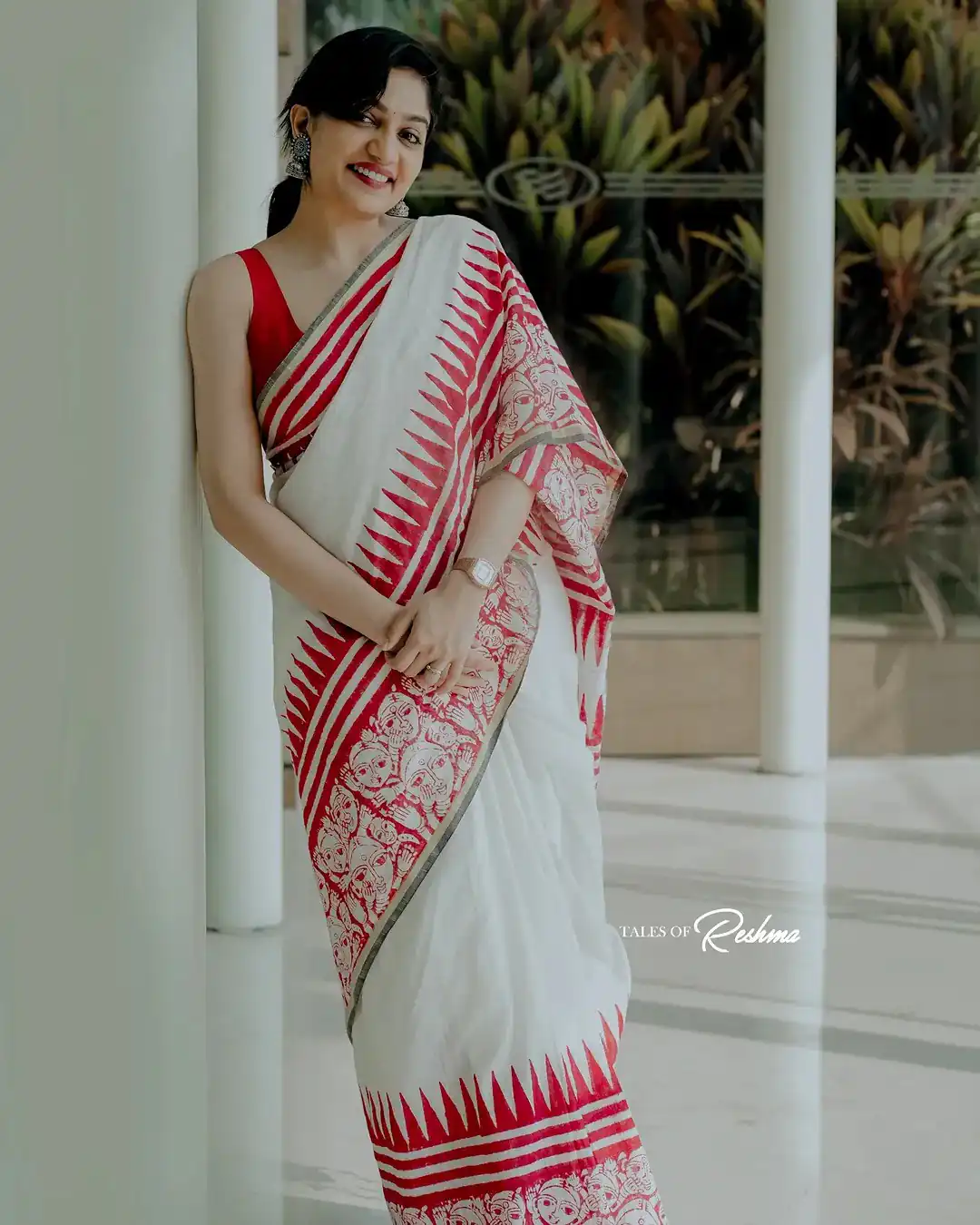 BT 433 Red Soft Cotton with Lace Work & Digital Print Saree . Exclusive Offer ₹1449. Delivery 4-6 Working Days. Shop now. | Sarees, Bollywood Sarees, Creative Sarees, Designer Sarees, Embroidered Sarees, Ethnic Saree, Modern Digital sarees, Party Wear Sarees