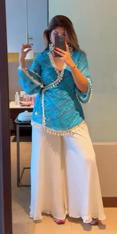 Sky Blue Georgette Cowrie Lace Work Salwar Suit