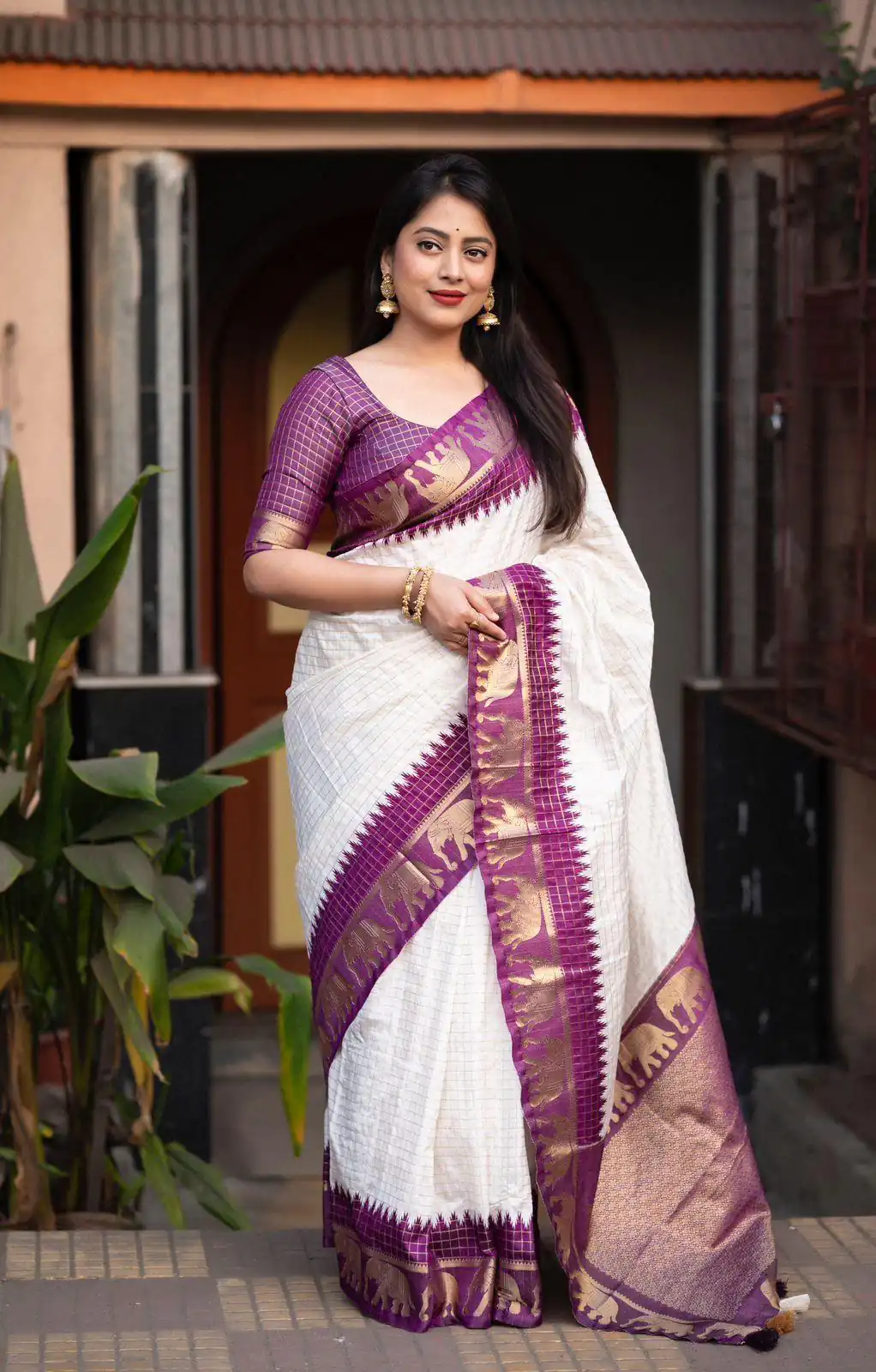 KP 5078 Wine Color Soft Lichi Silk with Lace Work & Lace Border. Saree Best Price ₹1449. Delivery 4-6 Working Days. Shop now. | Sarees, Bollywood Sarees, Creative Sarees, Designer Sarees, Embroidered Sarees, Ethnic Saree, Modern Digital sarees, Party Wear Sarees