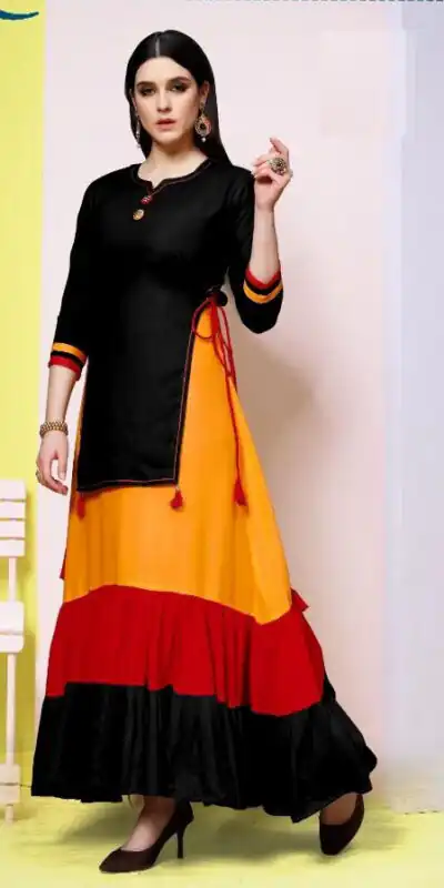 Black 14 kg Rayon With Plain Gown