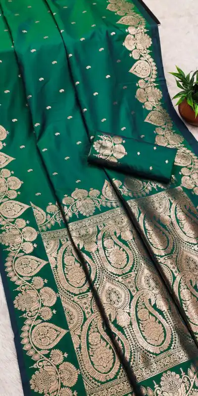 MB 142 Green Banarasi Silk with Zari Work & Lace Work Saree . Affordable Price ₹1899. Delivery 4-6 Working Days. Shop now. | Sarees, Bollywood Sarees, Creative Sarees, Designer Sarees, Embroidered Sarees, Ethnic Saree, Modern Digital sarees, Party Wear Sarees