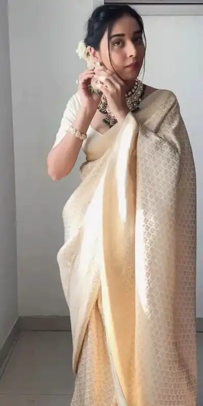 KPR 176 Off White Soft Lichi Silk Saree Perfect for Wedding, Party, Family Gatherings, Baisakhi, Holi – . Now at just ₹1499. Delivery 4-6 Working | Sarees, Bollywood Sarees, Creative Sarees, Designer Sarees, Embroidered Sarees, Ethnic Saree, Modern Digital sarees, Party Wear Sarees