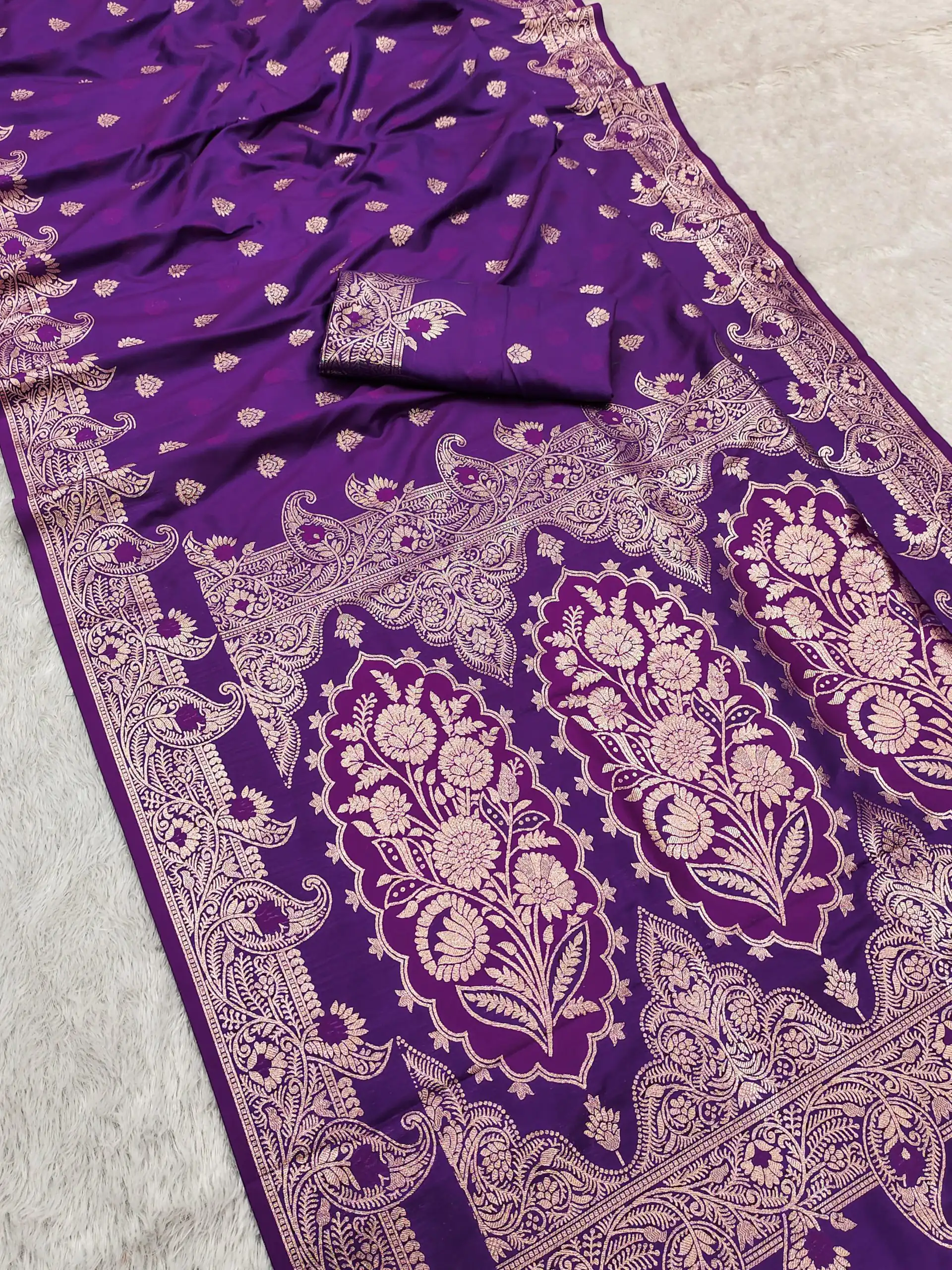 MB 43 Purple Color Banarasi silk Saree with Lace Work & Zari Work. Wedding, Party, Festive Grab it for ₹1899. Delivery 4-6 Working Days. Shop now. | Sarees, Bollywood Sarees, Creative Sarees, Designer Sarees, Embroidered Sarees, Ethnic Saree, Modern Digital sarees, Party Wear Sarees