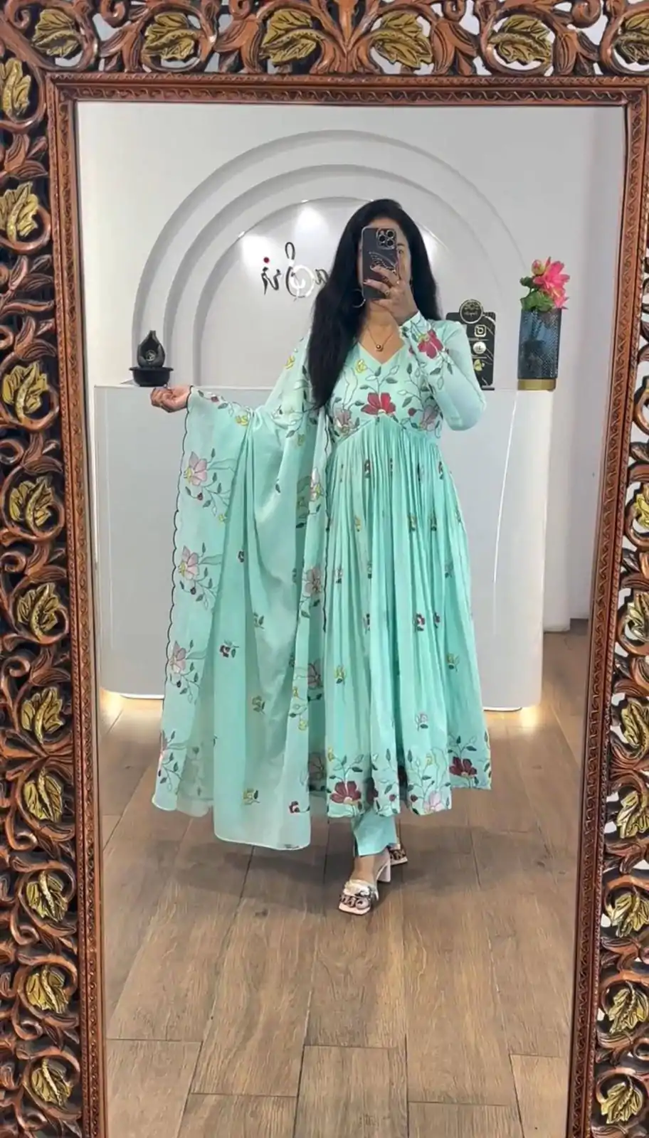 PC 528 Sea Green Fox Georgette Gown Perfect for Wedding, Party, Baby Shower, Lohri, Pongal – . Available at ₹2049 only. Delivery 4-6 Working Days. Shop n | Jump Suits, Salwar suit, Designer Suits, Casual Suits, Creative suits, Palazzo Suits, Party Wear Suits, Patiala Suits, Straight Suits