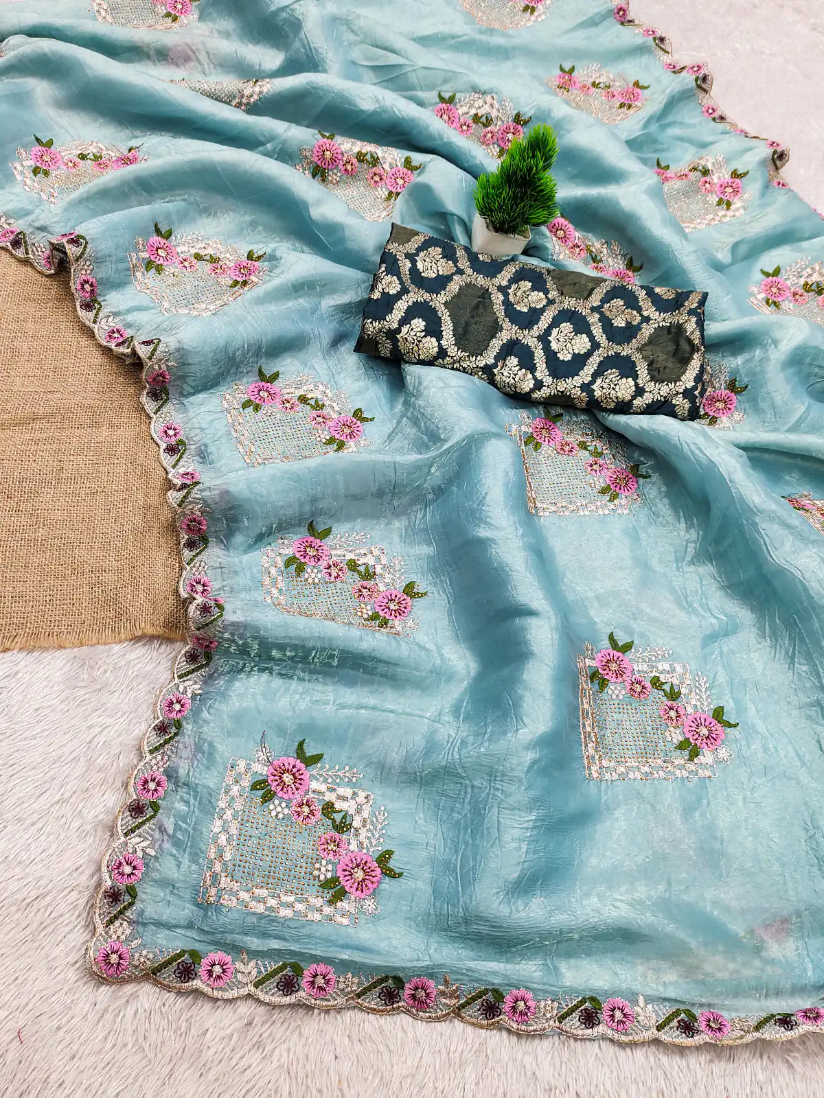 SC 239 Pink Georgette With Lace Work & Lace Border Saree . Wedding, Party, Festive, Events, Exclusive Offer ₹1599. Delivery 4-6 Working Days. Shop now. | Sarees, Bollywood Sarees, Creative Sarees, Designer Sarees, Embroidered Sarees, Ethnic Saree, Modern Digital sarees, Party Wear Sarees