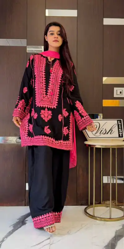 SRK 5308 Black Natural Crep Silk with Mirror Work & Embroidery Work Salwar Suit . Now at just ₹1899. Delivery 4-6 Working Days. Shop now. | Lehenga, Bollywood Lehenga, Creative Lehenga, Designer Lehenga, Embroidered Lehenga, Party Wear Lehenga