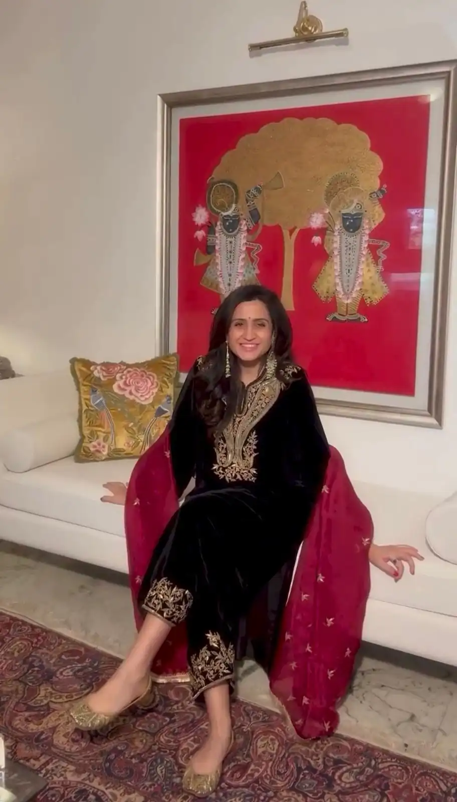 SRK 5216 Black in Viscose Velvet Embroidery Work & Lace Work Salwar Suit . Special Price ₹1899. Delivery 4-6 Working Days. Shop now. | Lehenga, Bollywood Lehenga, Creative Lehenga, Designer Lehenga, Embroidered Lehenga, Party Wear Lehenga