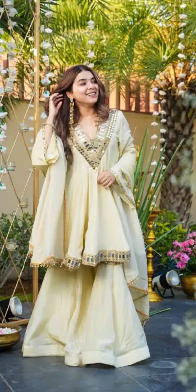 VLM 306 Off White Cosmos Silk Salwar Suit Perfect for Wedding, Party, Ethnic Day, Anniversary, Pooja – . Exclusive Offer ₹2549. Delivery 4-6 Worki | Jump Suits, Tops & Bottoms, Track Suits, Trendy Wear, Salwar suit, Designer Suits, Casual Suits, Creative suits, Palazzo Suits, Party Wear Suits, Patiala Suits, Straight Suits