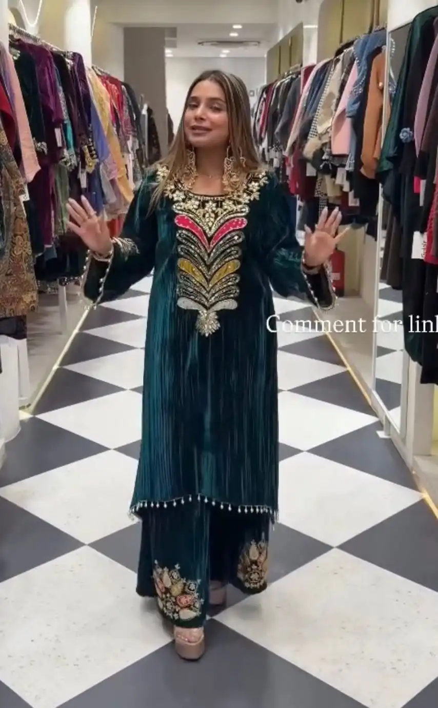 Teal 9000 Velvet Lace Embroidery Work Salwar Suit - Image 3