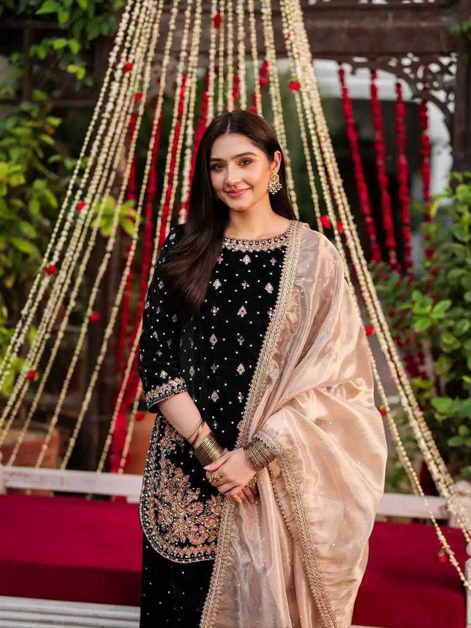 KD 1536 Black Viscose Velvet Thread Sequence Work Salwar Suit Wedding, Party, Festive, Events, Special Price ₹2399. Delivery 4-6 Working Days. Shop now. | Jump Suits, Tops & Bottoms, Track Suits, Trendy Wear, Salwar suit, Designer Suits, Casual Suits, Creative suits, Palazzo Suits, Party Wear Suits, Patiala Suits, Straight Suits