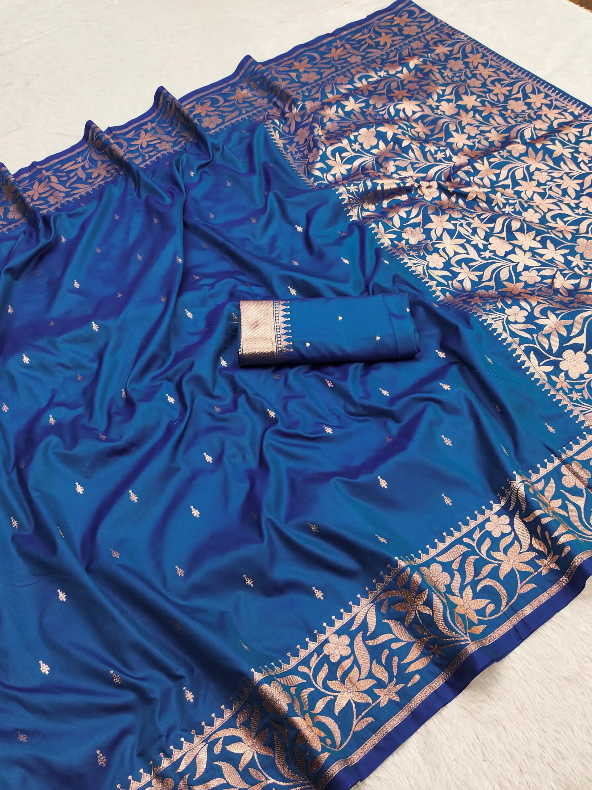 MB 197 Blue Color Banarasi Silk Saree with Zari Work & Lace Work. Exclusive Offer ₹1899. Delivery 4-6 Working Days. Shop now. | Sarees, Bollywood Sarees, Creative Sarees, Designer Sarees, Embroidered Sarees, Ethnic Saree, Modern Digital sarees, Party Wear Sarees